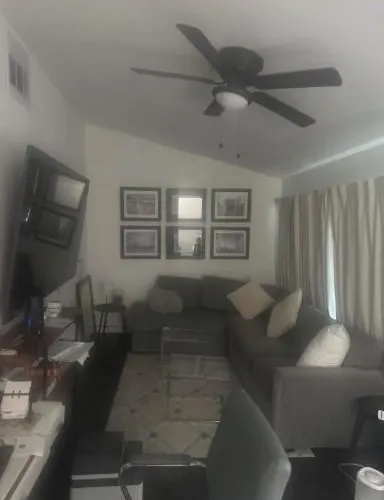 Holiday home Charming 2-bed House In Worth Walking Distance To Dickies And Will Rogers