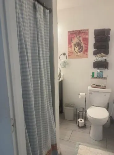 Charming 2-bed House In Worth Walking Distance To Dickies And Will Rogers *